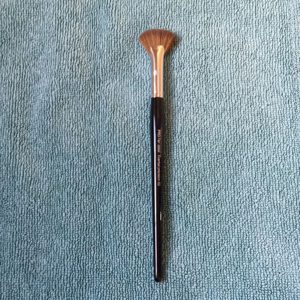 Sephora pro fan detail 62 brush
